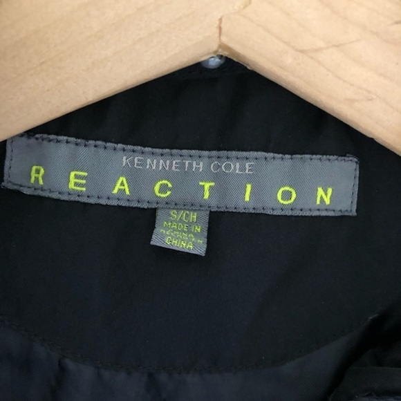 Kenneth Cole Reaction puffer vest - Picture 4 of 5